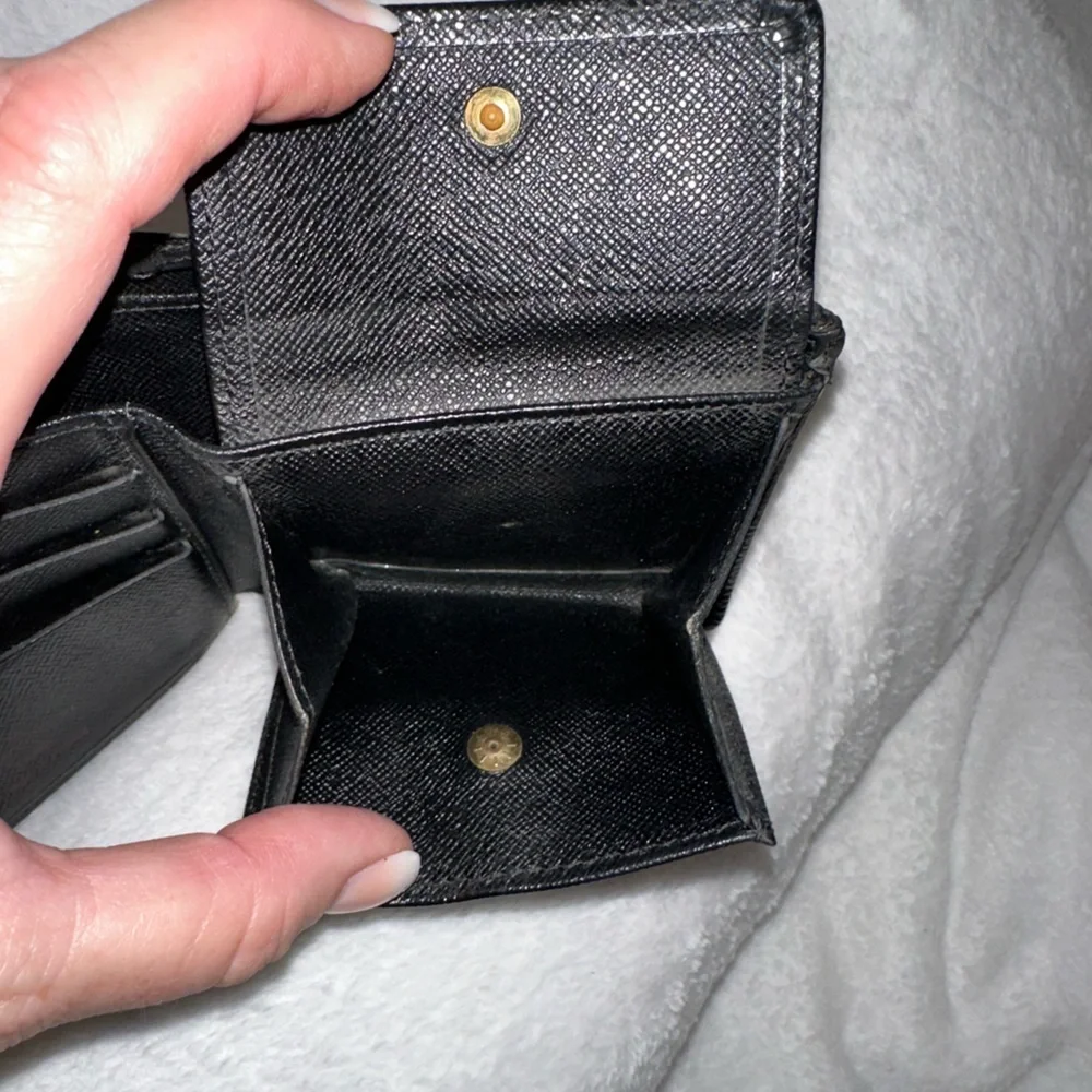 LOUIS VUITTON EPI LEATHER PORTEFEUILLE MARCO BLACK BIFOLD WALLET MADE IN FRANCE